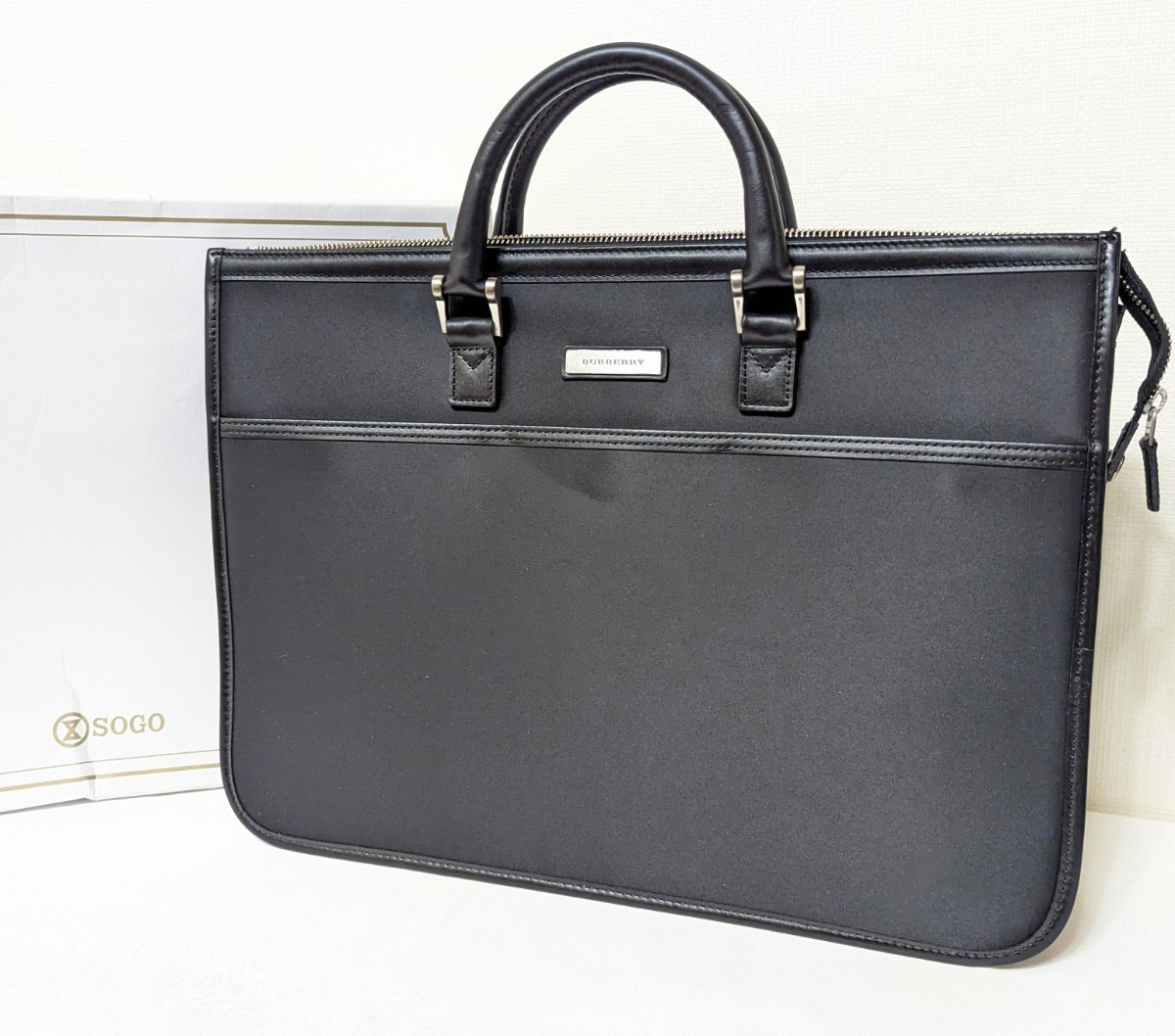 ほぼ未使用 BURBERRY バーバリー ビジネスバッグ ブリーフケース