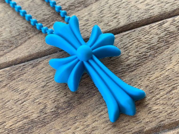 クロムハーツ　ノベルティ　ラバーマット　ギフト クロムハーツ Chrome Hearts ノベルティ ラバーネックレス ペンダント
