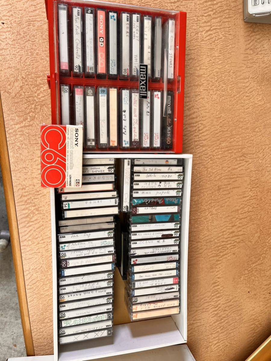 カセットテープ６６本maxellラック　ソニービンテージケース　８０年代ヒット曲　１円売り切り