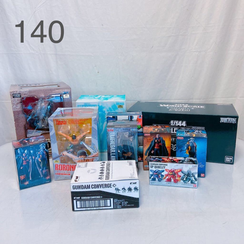 4D25 【未開封】 ONE PIECE ワンピース ガンダム フィギュア 11点 まとめ シャンクス アーロン クロコダイル トラファルガー・ロー 他