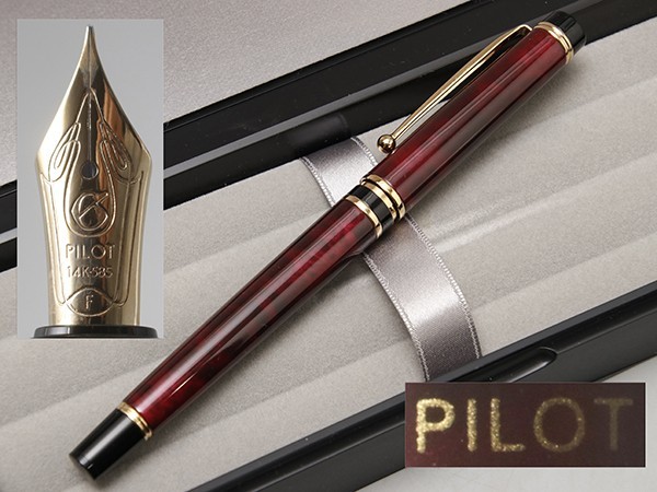 PE367. 美品 PILOT パイロット ペン先 14K-585 Z-CR-GN 万年筆 箱付属