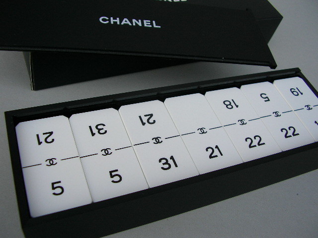 シャネル ドミノセット ノベルティ CHANEL ドミノ 非売品 公式通販