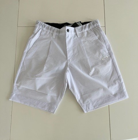 オークリー　ＳＫＵＬＬ　ＣＯＭＭＯＮ　ＳＨＯＲＴＳ　２．０　ＦＯＡ４０５１２２　(ＷＨＩＴＥ)　ＸＸＬ