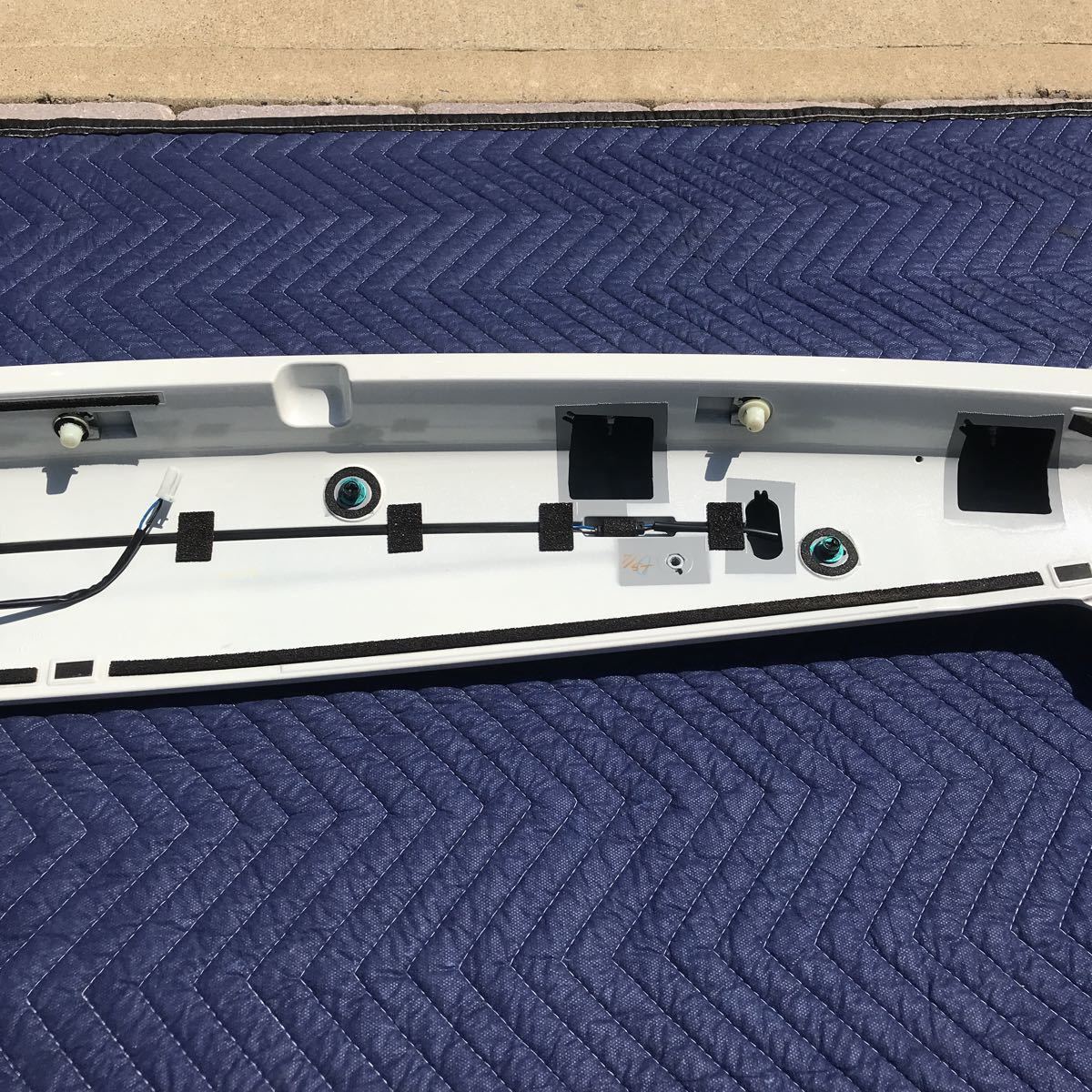 エスクァイア LED付き ルーフ スポイラー リヤ 80 ノア ヴォクシー 