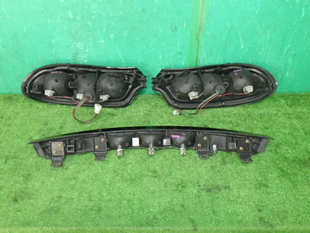 RX-7[FD3S 4型]ブレーキランプ左右テールライト フィニッシャー koito  