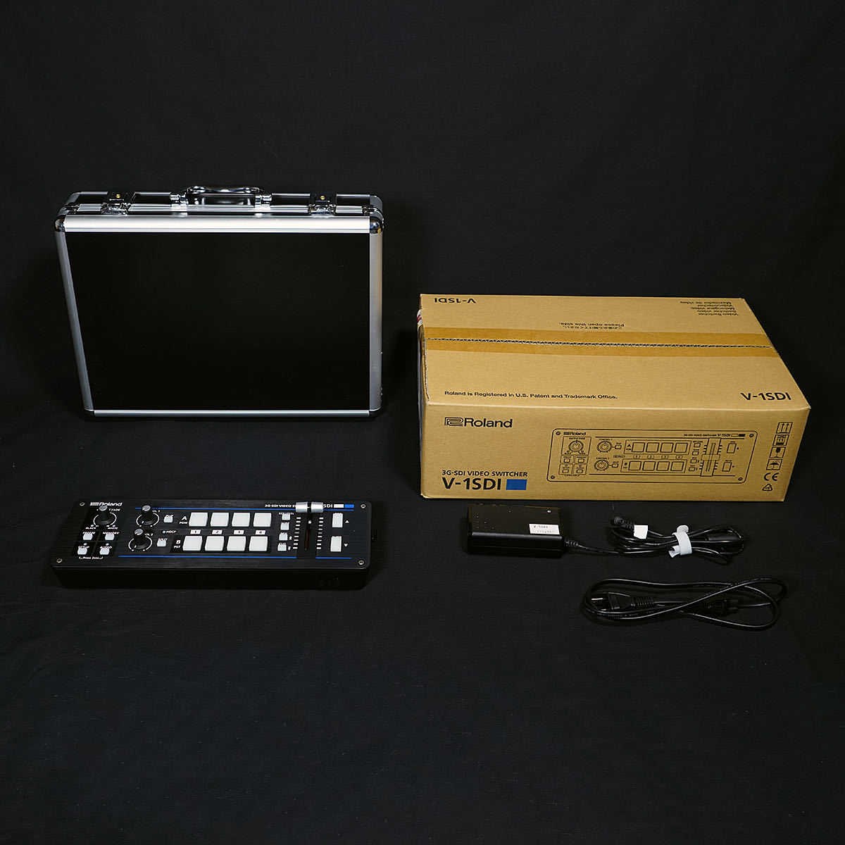 送料無料】Roland V-1SDI ビデオミキサー【箱・ケース付き】(プロ用 