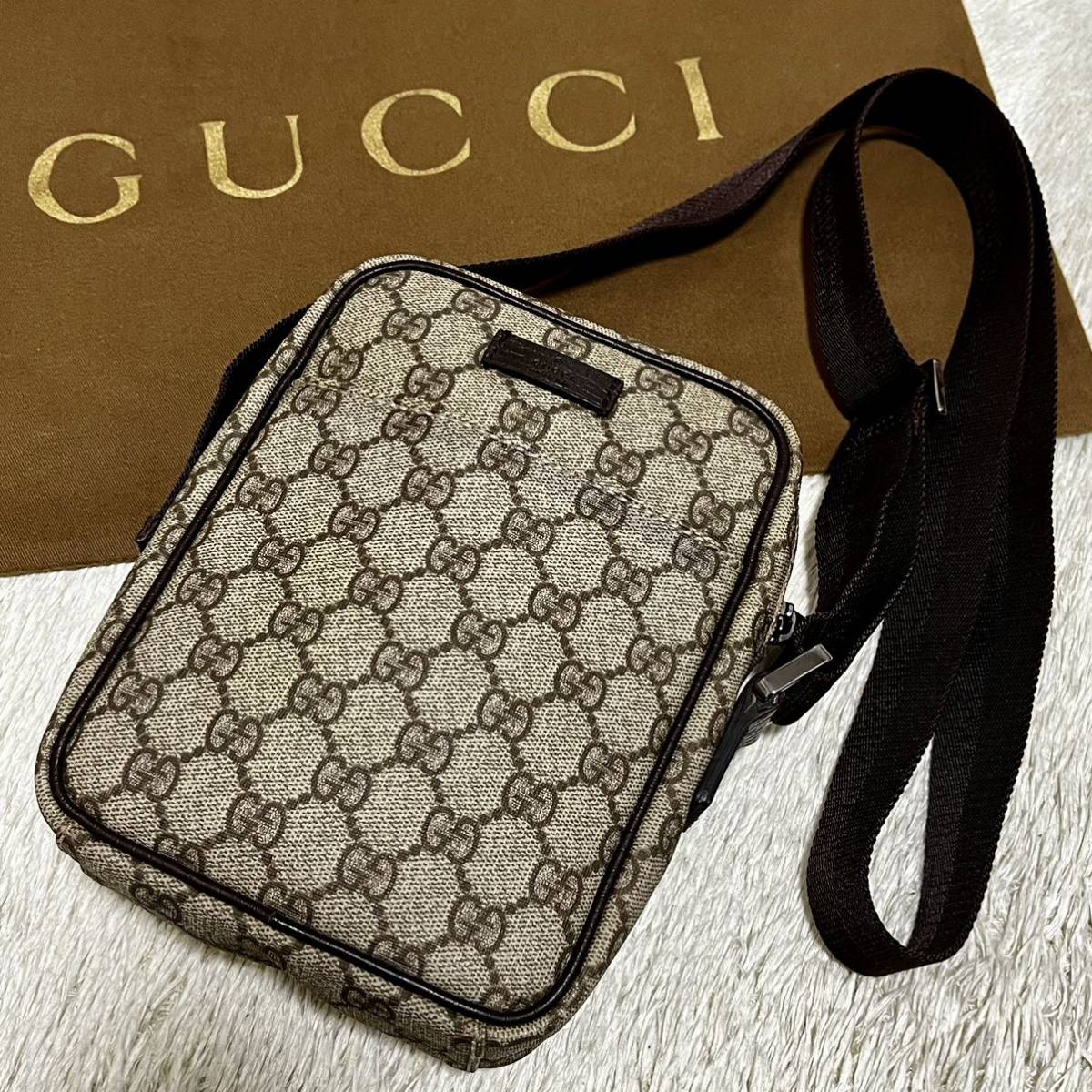 極美品】GUCCI グッチ ショルダーバッグ ポシェット サコッシュ GG 