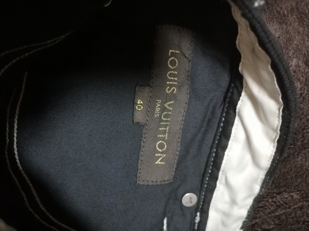 ウエスト84cmジャイアントルイヴィトンロゴ最高傑作一瞬でルイヴィトンと分かるブラックバイカラーステッチメタルボタンデニムパンツ 