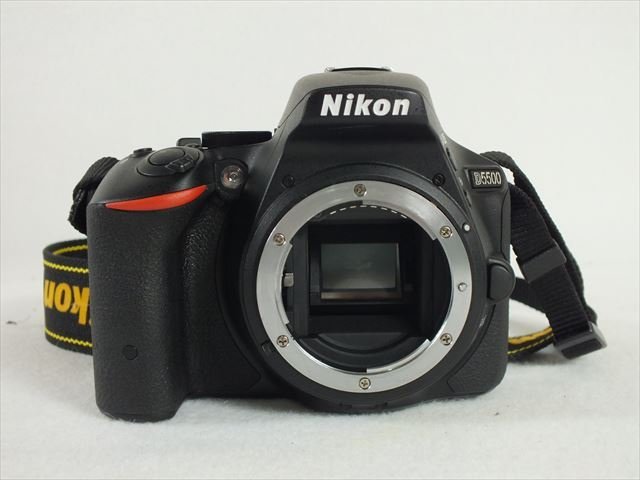 D5500 デジタル一眼レフカメラ Nikon | - 18-55 VR レンズキット