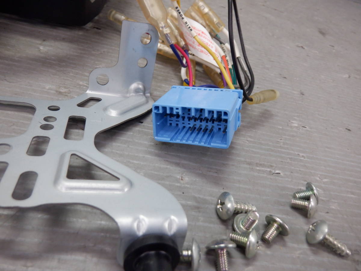 即決　H24年 DBA-MH34S ワゴンR スティングレーX 2DIN オーディオ パネル 取付 ステー 配線 アダプター/14【5-12891】79242