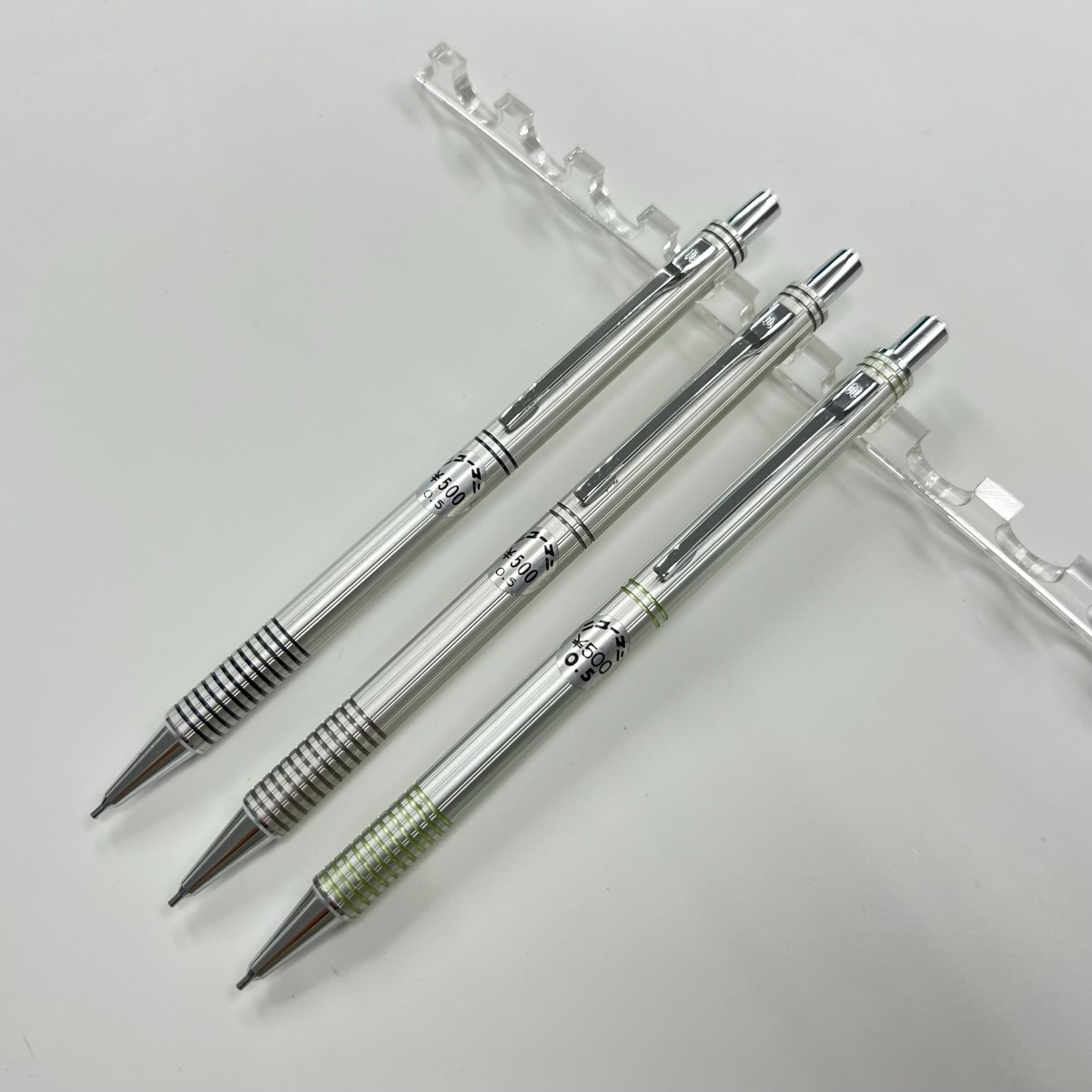 廃番　ＮＥＷＭＡＮ　ニューマン　細身　3色