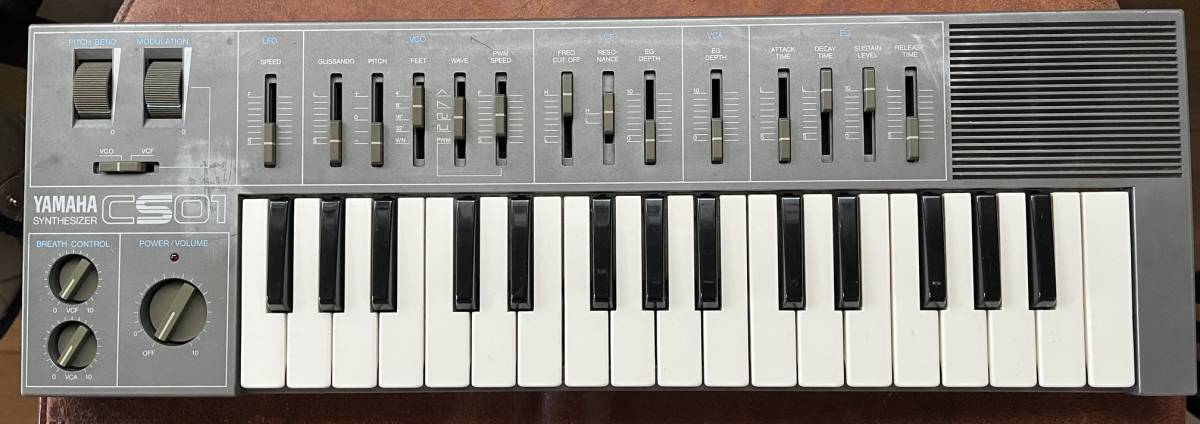YAMAHA CS01 シンセサイザー ケース付き ＜ジャンク＞ CS01 YAMAHA