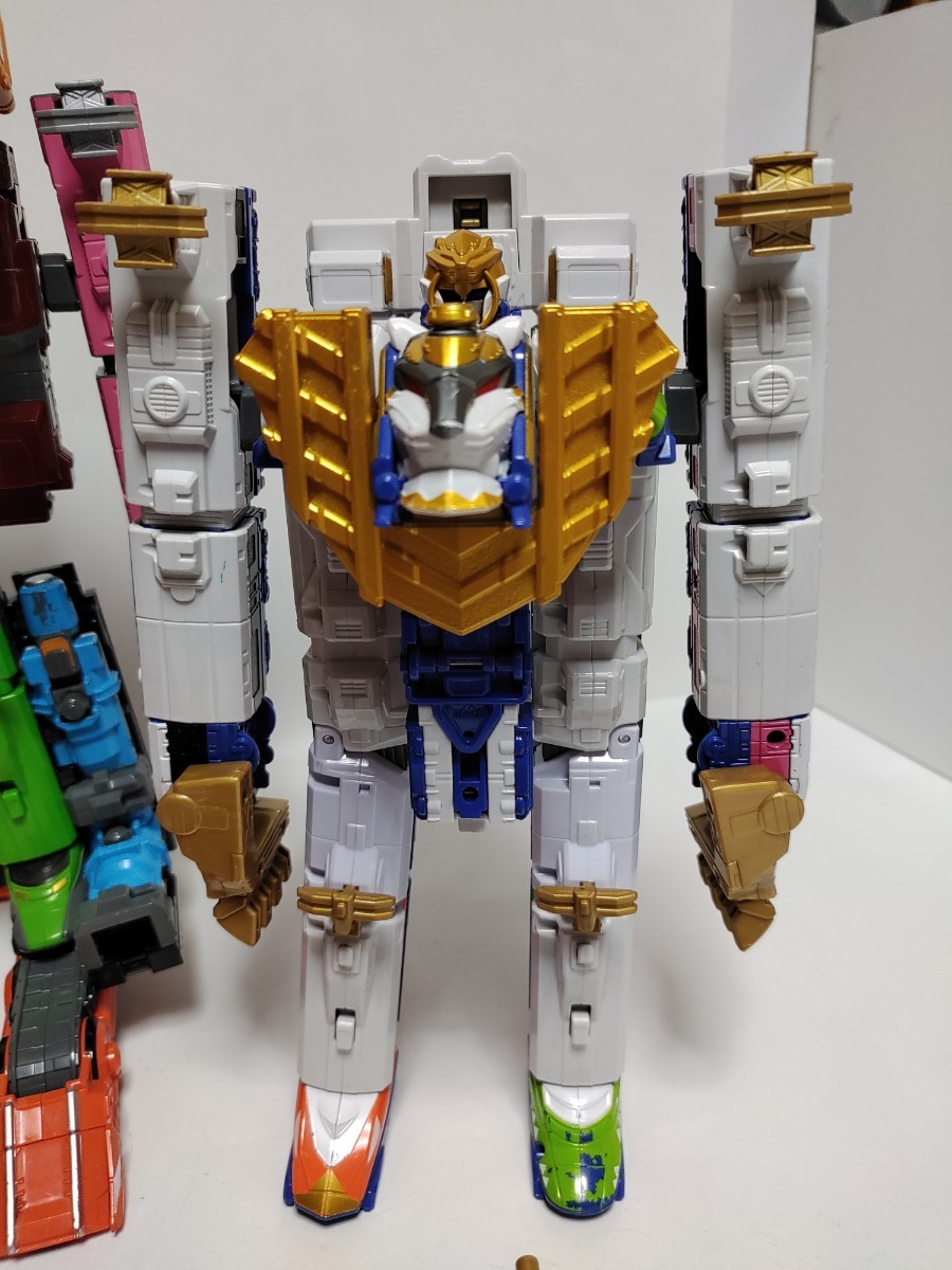 トッキュウジャー 大量セット DX 超超トッキュウオー ビルドダイオー スーパー戦隊 シリーズ 破損無し おもちゃ ロボット 勇者 美品 戦隊