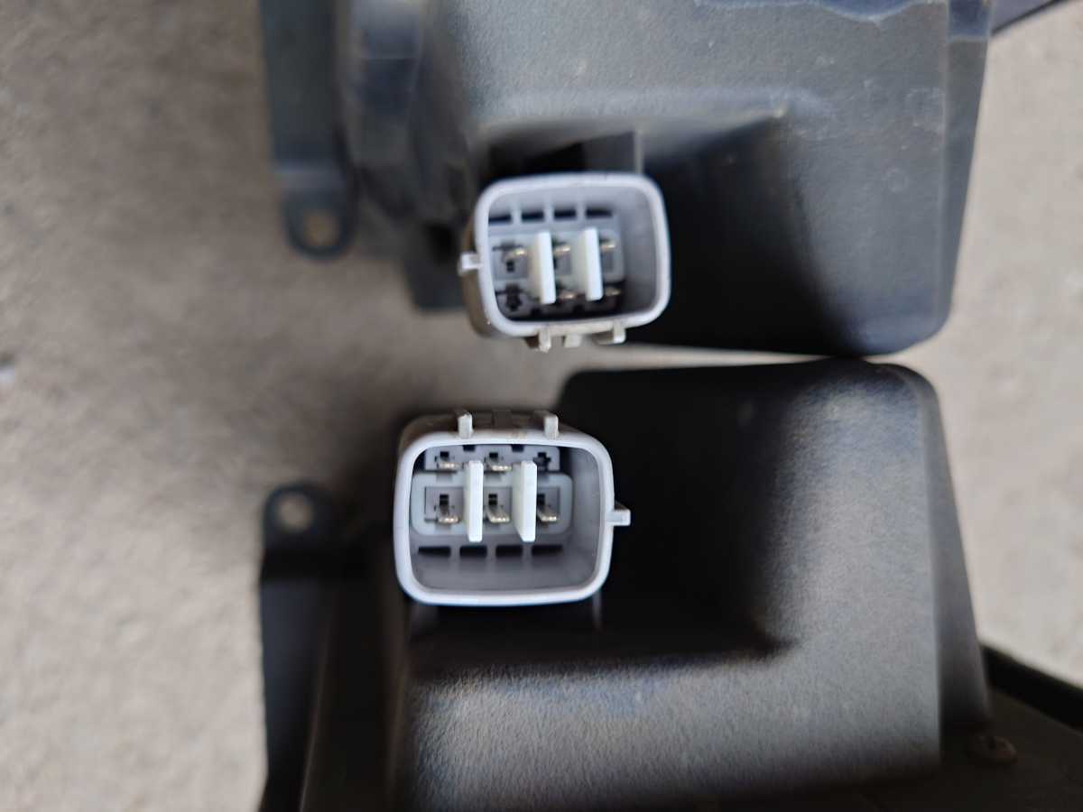 KOITO 日野 純正 LEDテールランプ 左右セット 日野純正LEDテールランプ