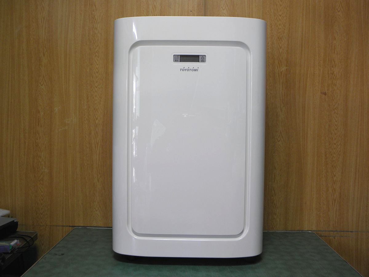 TOYOTOMI トヨトミ スポット冷暖エアコン TAD-2218W 2018年製 TOYOTOMI