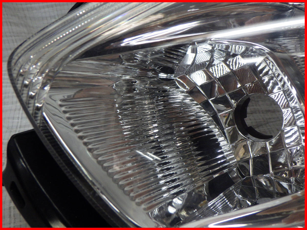 スイフト 左 ヘッドライト スズキ ZC83S STANLEY 純正 ZC83S純正 W2959