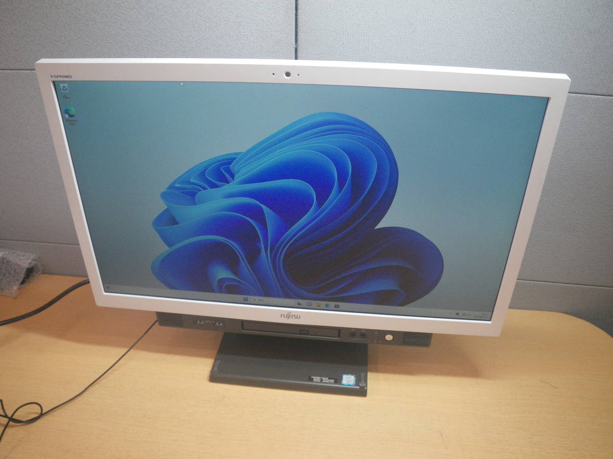 富士通　K556/M i5-6500T SSD128G Win11 　No８