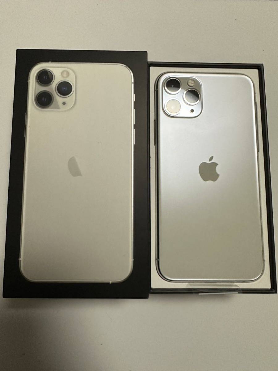 iPhone11 Pro 256GB シルバー ほぼ新品 SIMフリー 電源動作確認のみ