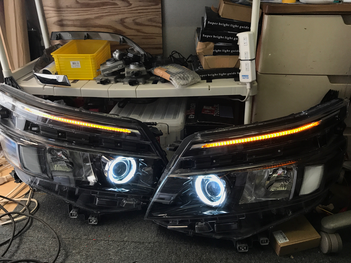 80ヴォクシーLEDヘッドライトシーケンシャルウィンカー2色発光ホワイト&オレンジSMDイカリング他