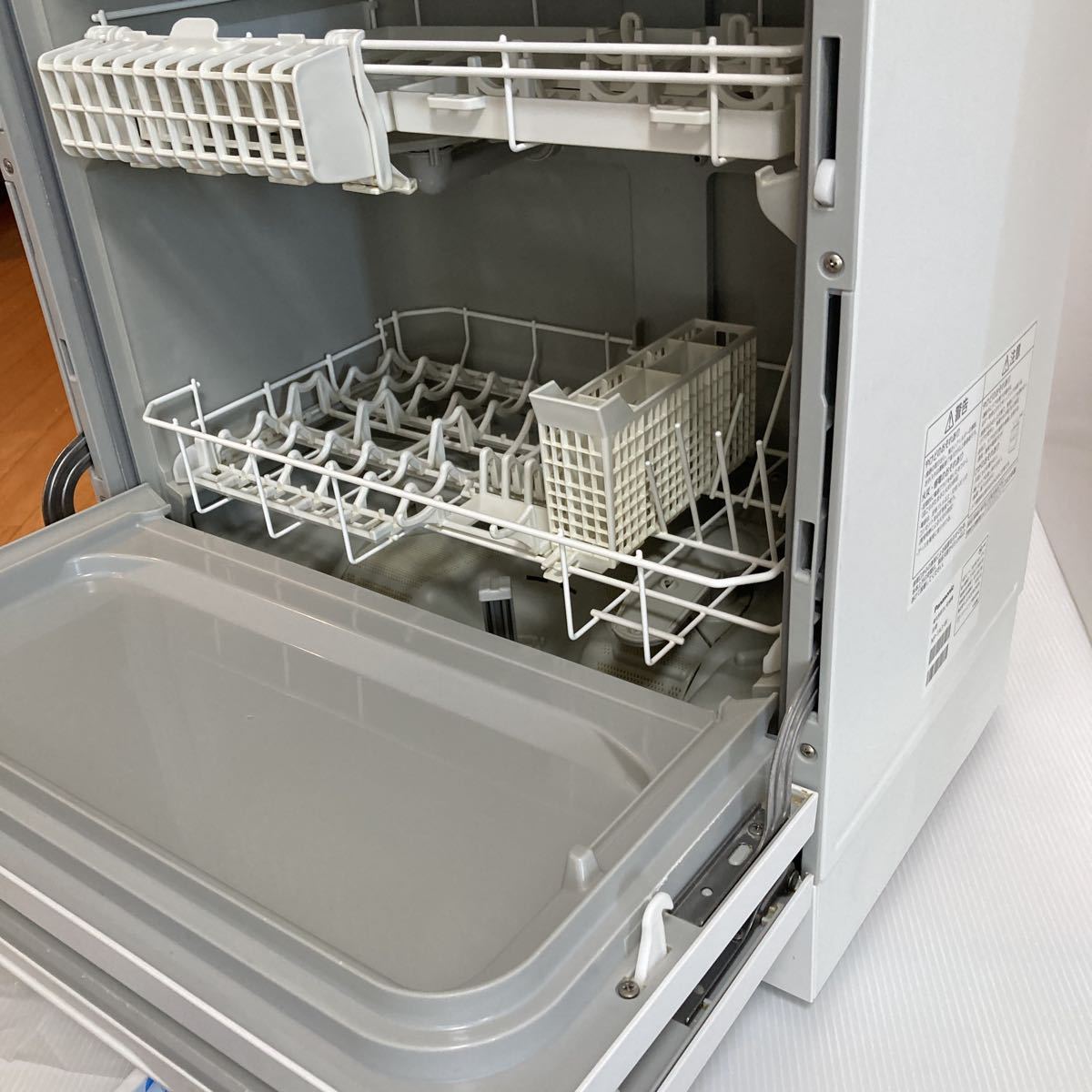 全国無料，豊富な 売り切り　Panasonic パナソニック 食器洗い乾燥機 NP-TA3 食洗機 