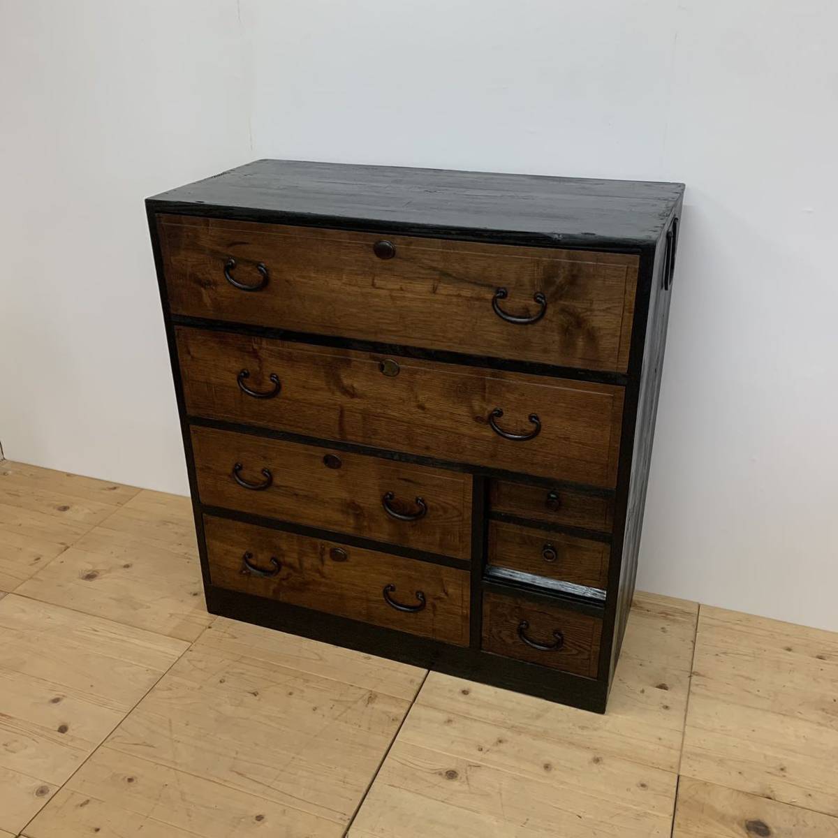 時代和箪笥 民藝・欅　家具 ビンテージ　 時代箪笥 チェスト 金具装　昭和レトロ 和家具 時代箪笥 チェスト レトロ 古家具 欅 たんす 米沢箪笥 【公式通販】