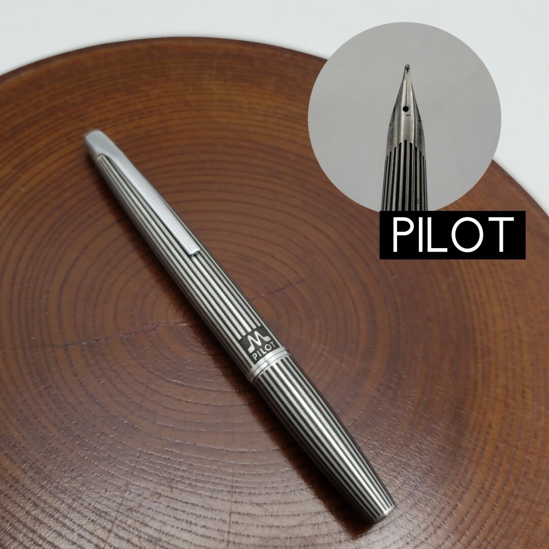 M様専用超美品！！レア品！PILOT 万年筆 ミューμストライプ格子柄