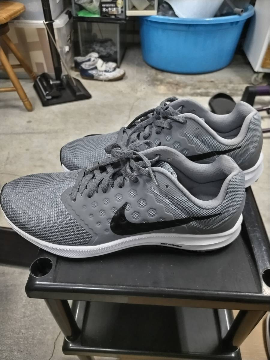  NIKEのスニーカー ナイキ(26.0cm)｜売買されたオークション情報、yahooの商品情報をアーカイブ公開 - オークファン 26.0cm