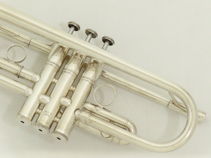 ♪♪YAMAHA YTR8335UGR Xeno トランペット S/N401793 YTR-8335UGR 
