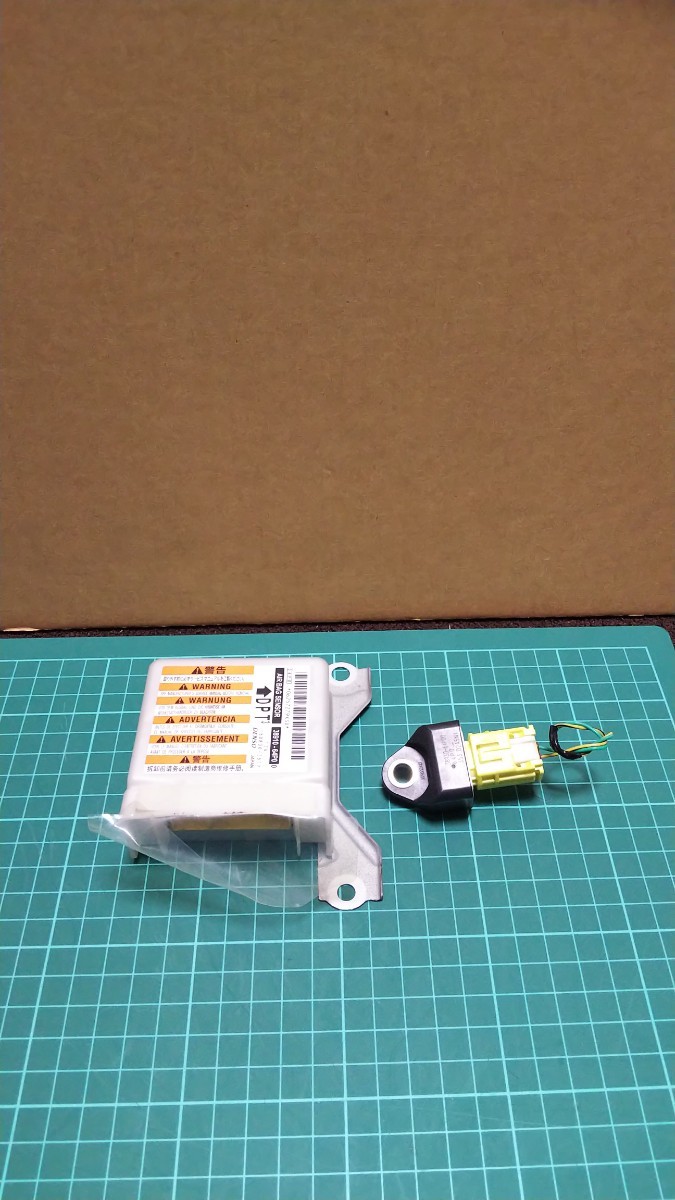 スズキ エブリィ　エブリー HBD- DA17V　エアーバッグ　エアバッグコンピューター　フロントセンサー セット　エアーバッグ未展開