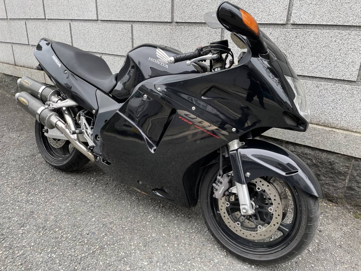 R6年12月まで車検付き 珍しマフラー装備 CBR1100XX 書類 鍵付き 