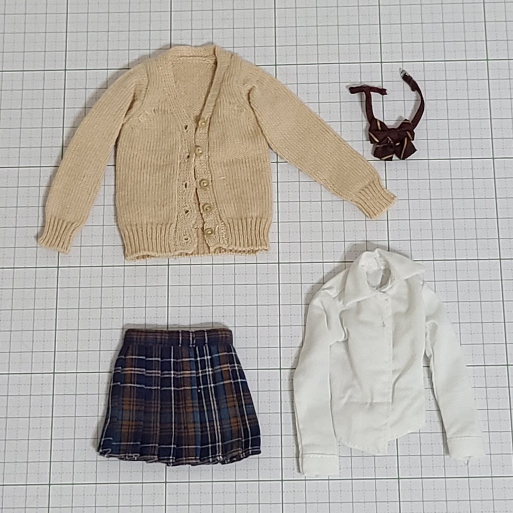 momokodoll ソッコー下校／Dash After School のアウトフィット