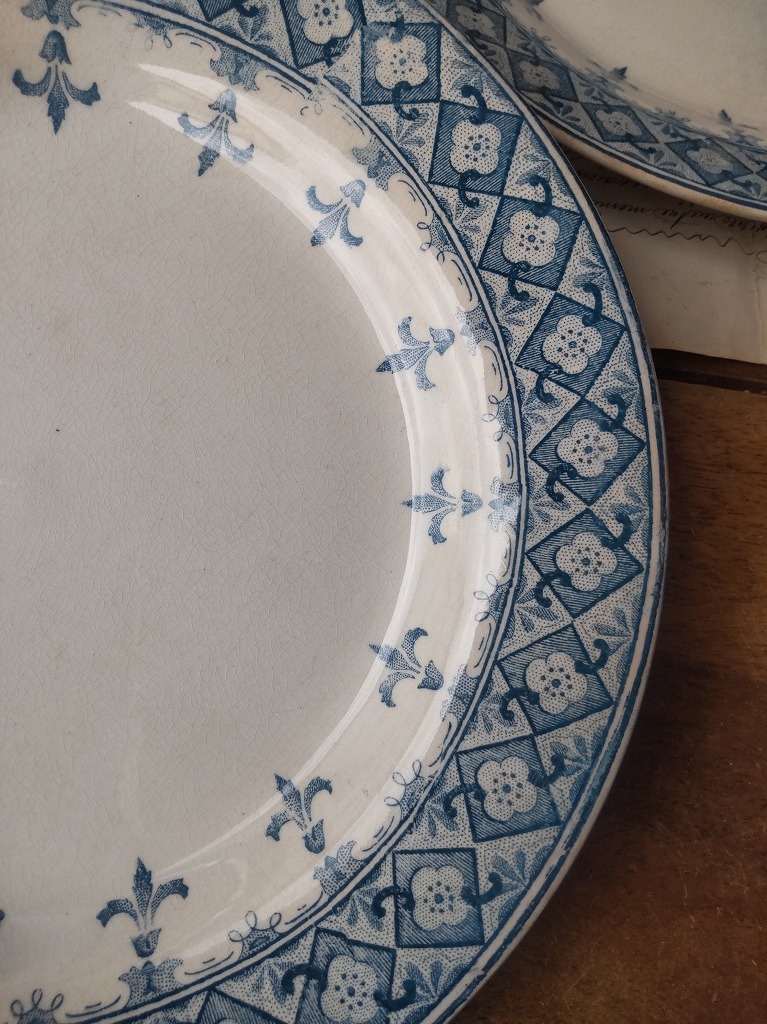 フランス アンティーク クレイユモントロー colbert ラヴィエ 希少