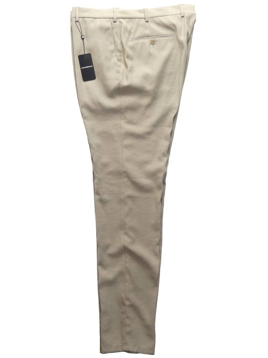 通年物56，000円新品EMPORIOアルマーニ☆パールのような色味が美しい