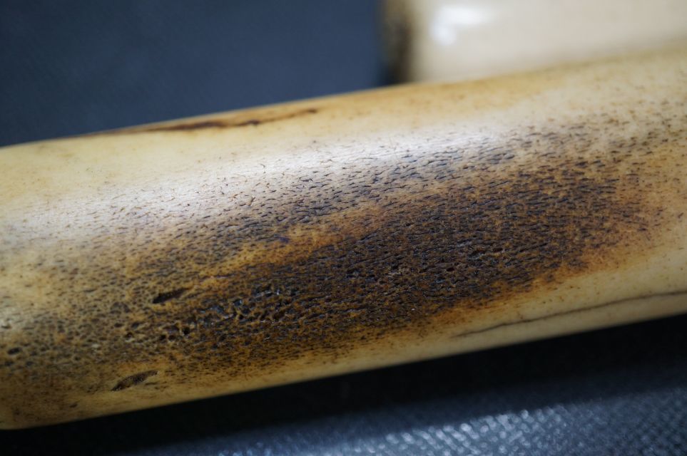 c887-1 時代物 鹿角煙管筒 純銀キセル付 [鹿角くり抜き 煙管筒] [村田