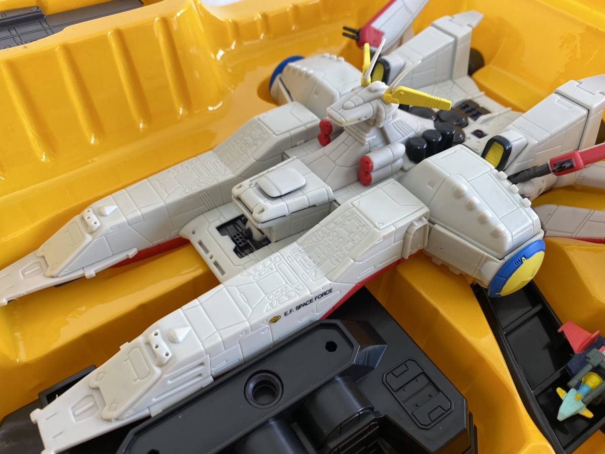 バンダイ 海外版 機動戦士ガンダム MIA モビルスーツインアクション 