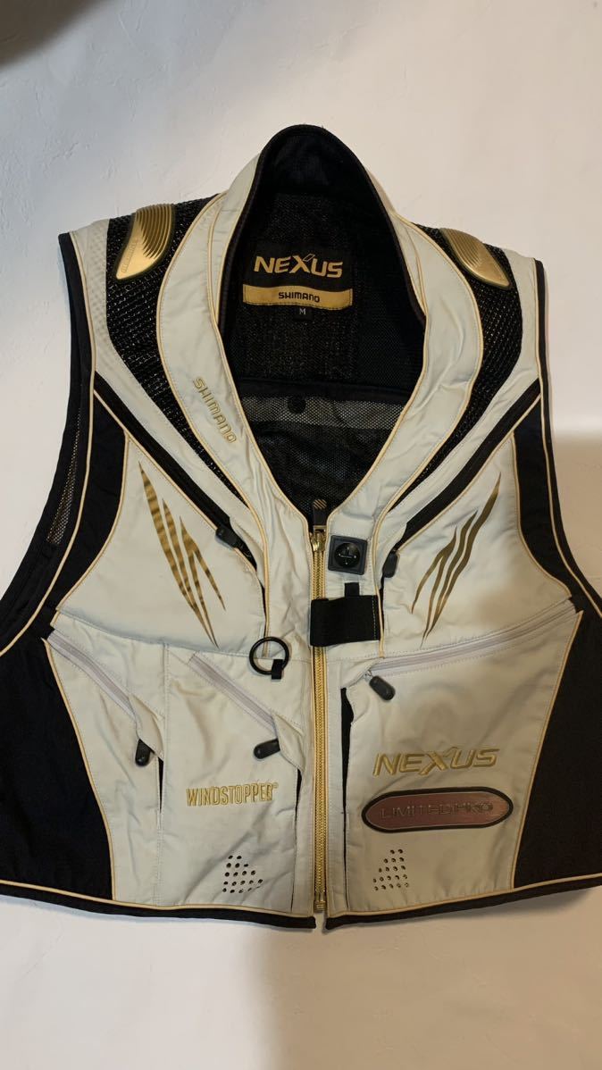 SHIMANO LIMITED PRO 鮎ベスト Ｍ シマノリミテッドプロ鮎ベスト SHIMANO LIMITED PRO 鮎ベスト M つり具