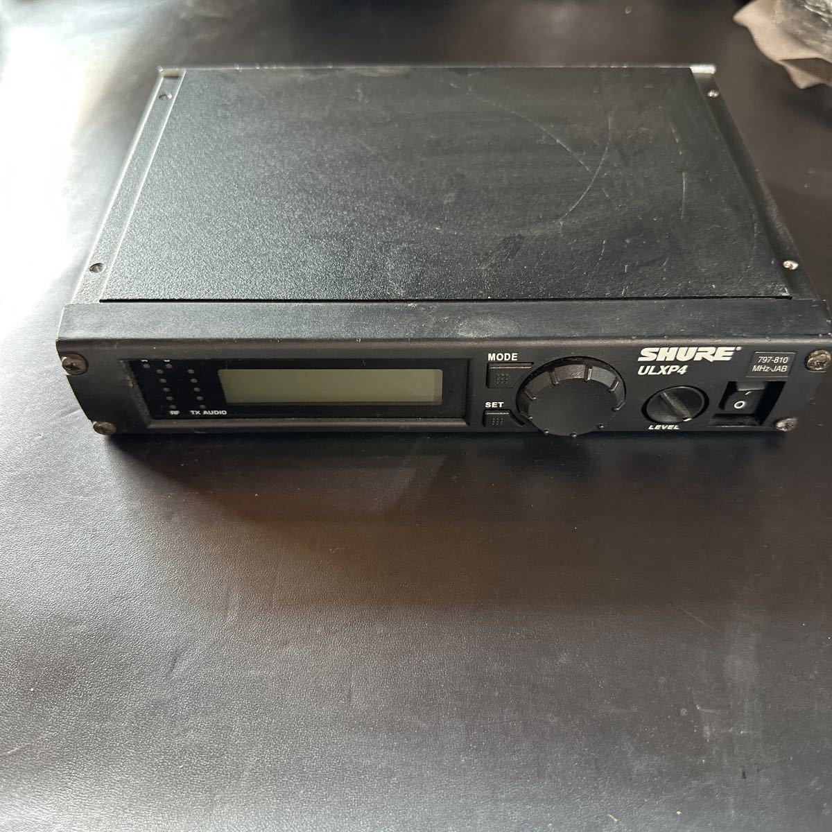 C591」SHURE ワイヤレス受信機 ULXP4 現状出品 電源アダプター無し