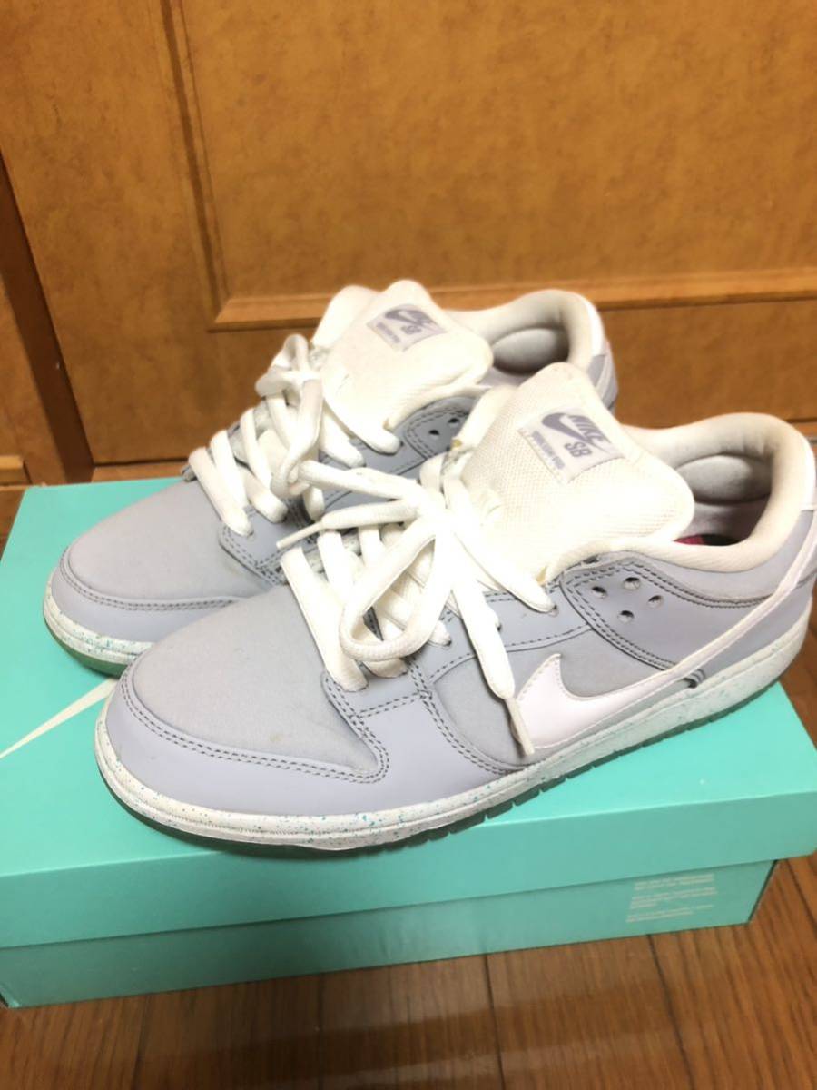 NIKE SB DUNK LOW BACK TO THE FUTURE 27.5