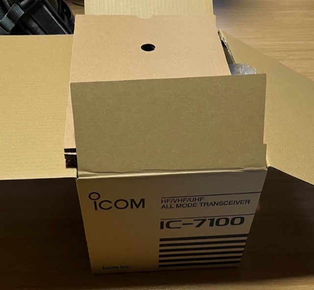 ICOM IC-7100M HF・５０/１４４/４３０オールモードトランシーバー ICOM ic-7100 HF～ 430 トランシーバー ICOM IC-7100 HF⁄VHF⁄UHF