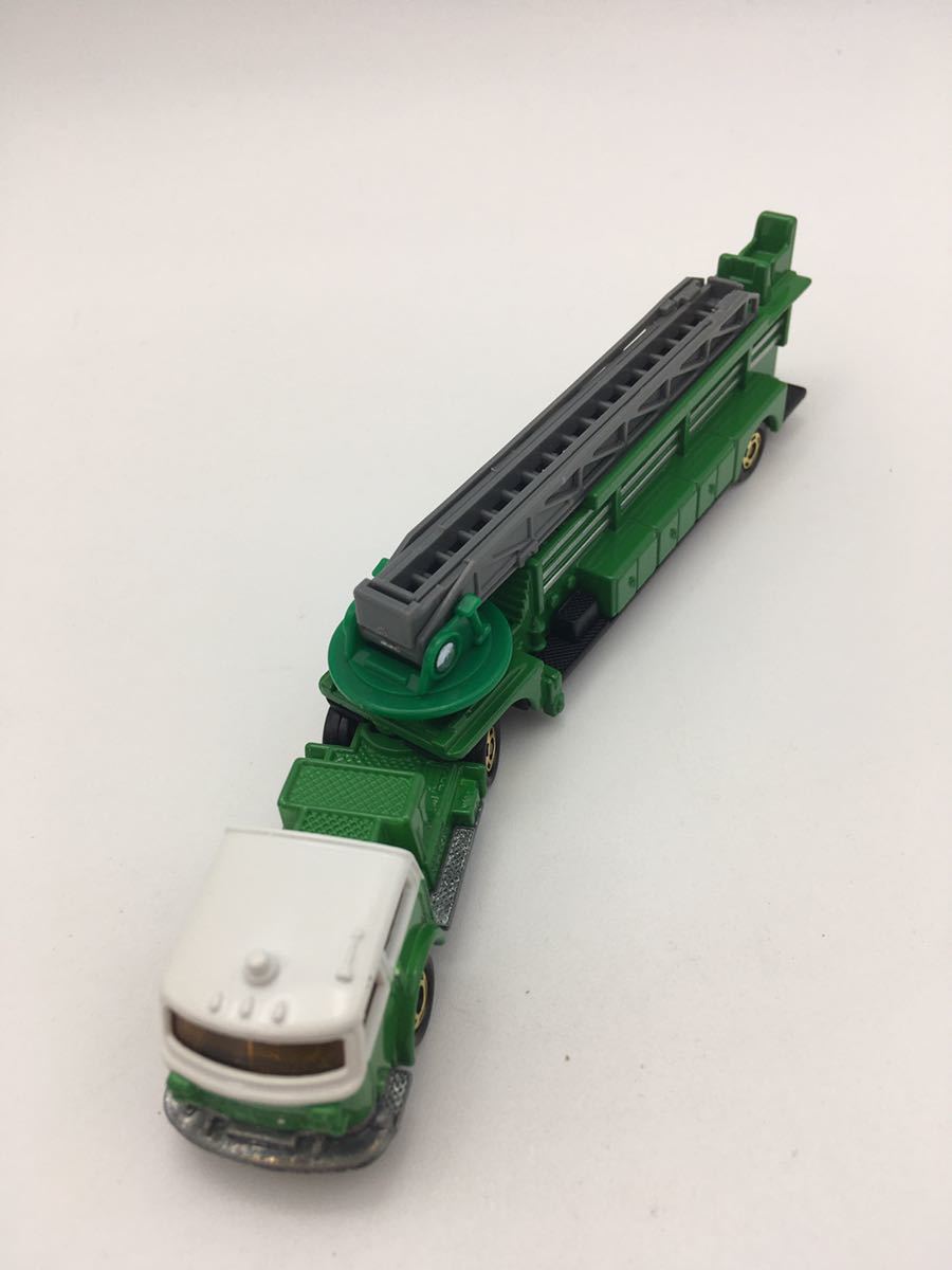 ロングトミカ アメリカン ハシゴ消防車(日本製) 1／110 ハシゴ消防車