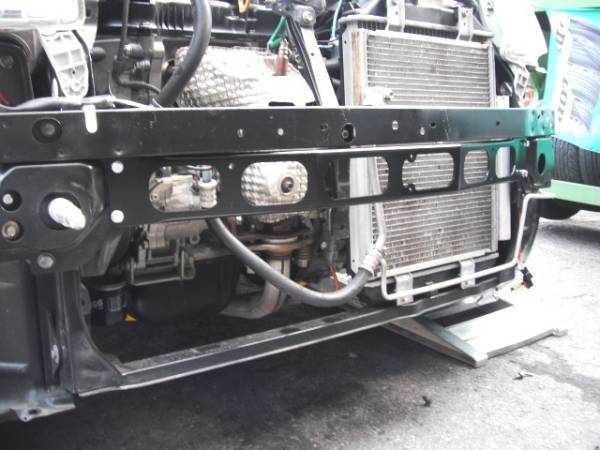 ◎　エッセ　フロント部補強・エンドプレート　ブラック　◎