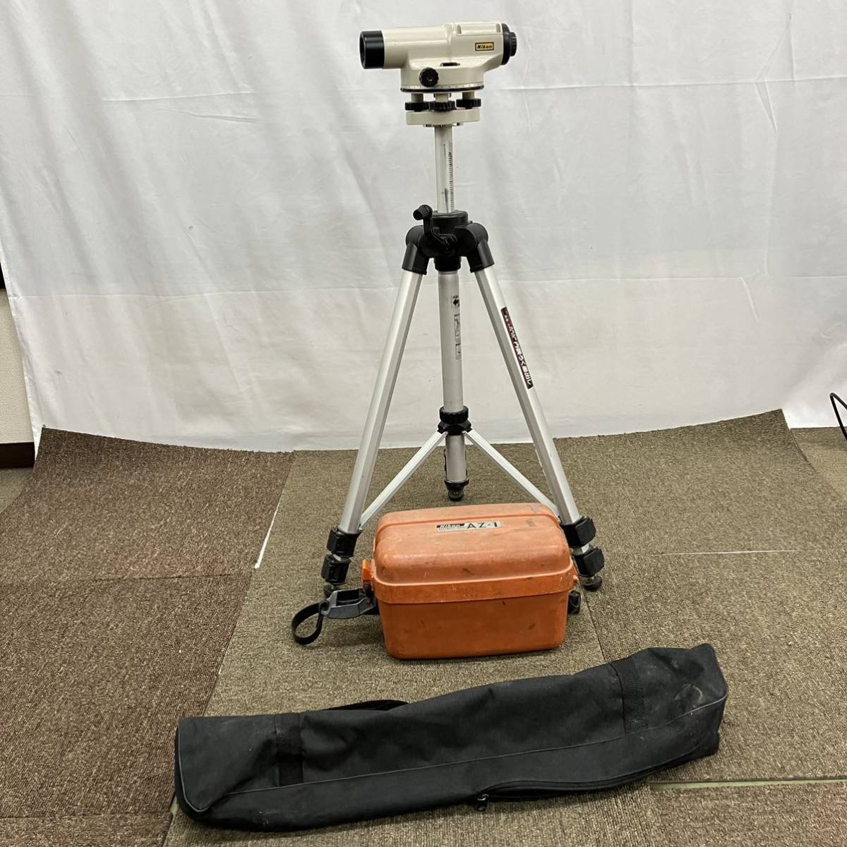 ニコン AZ1三脚付き