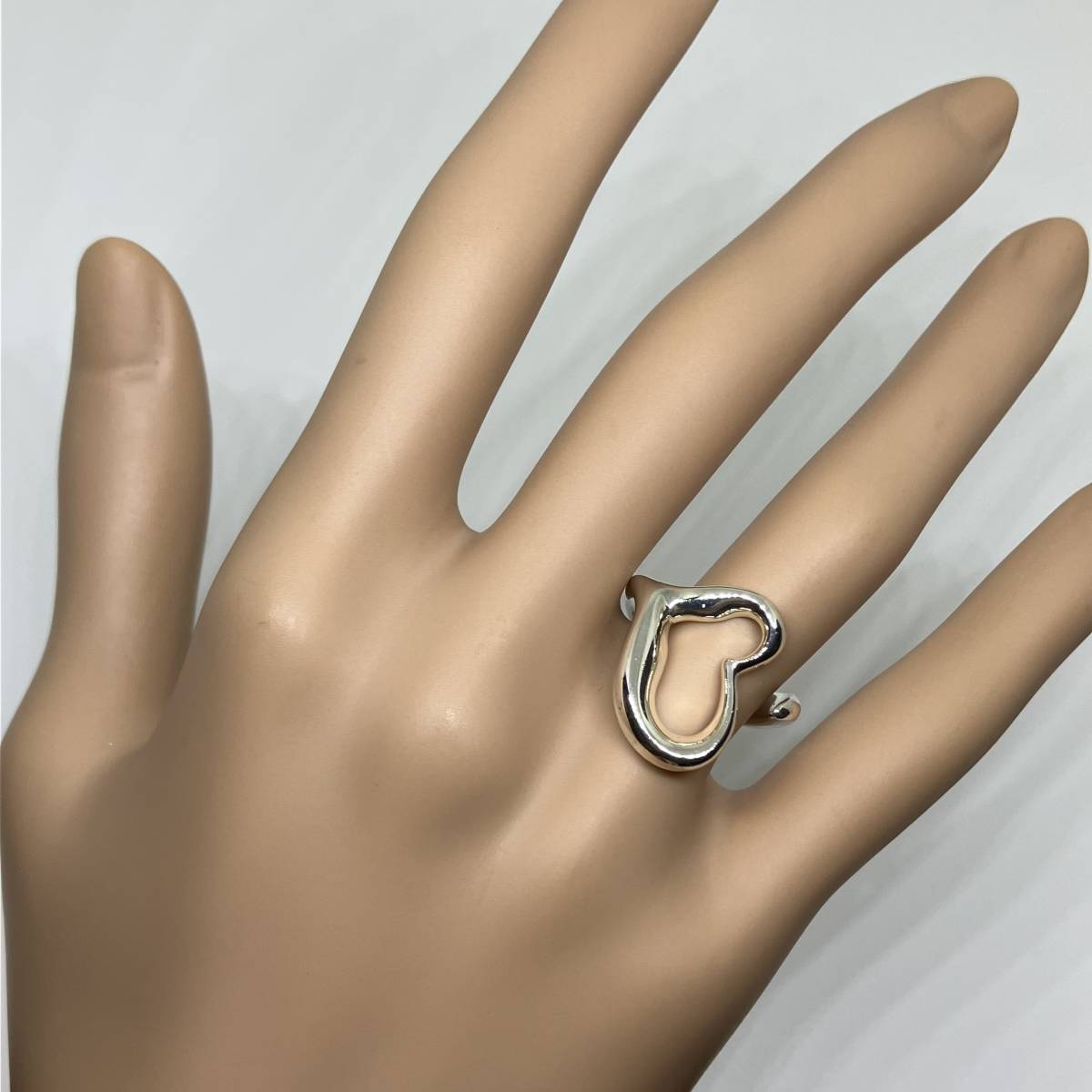 ティファニー | ktwshop.ge