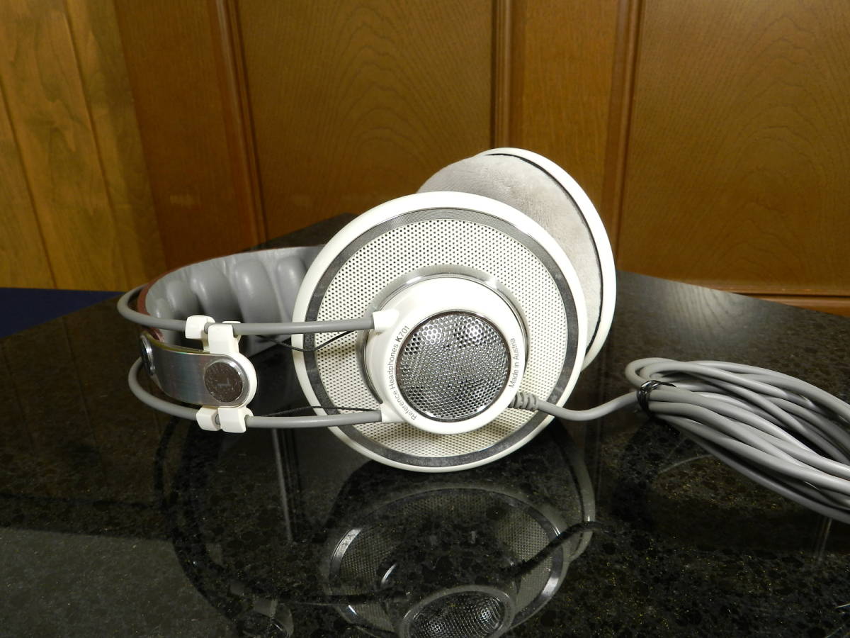 AKG K701//希少 オーストリア製 AKG K701// 前期モデル 開放型