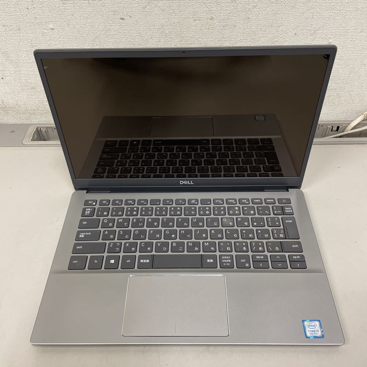 ワ28 DELL latitude 3301 Core i5第8世代　メモリ不明　通電不可　ジャンク