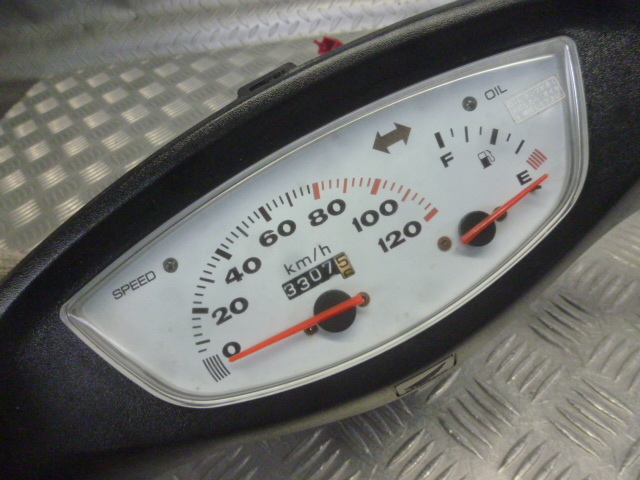 t628 ディオZX AF35 AF34E クリッピングポイント製? メーター 120キロ