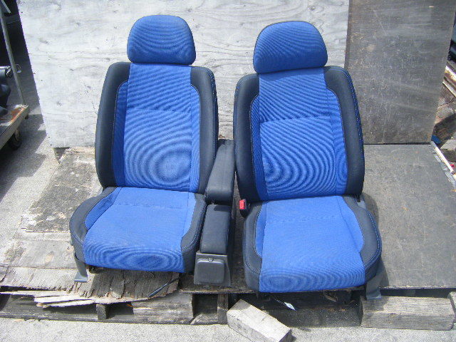 新作登場，人気セール 平成１３年 プレオ RS TA-RA１ 純正 フロントシート左右 運転席 助手席(スバル用)｜売買されたオークション情報、yahooの商品情報をアーカイブ公開 - オークファン スバル用