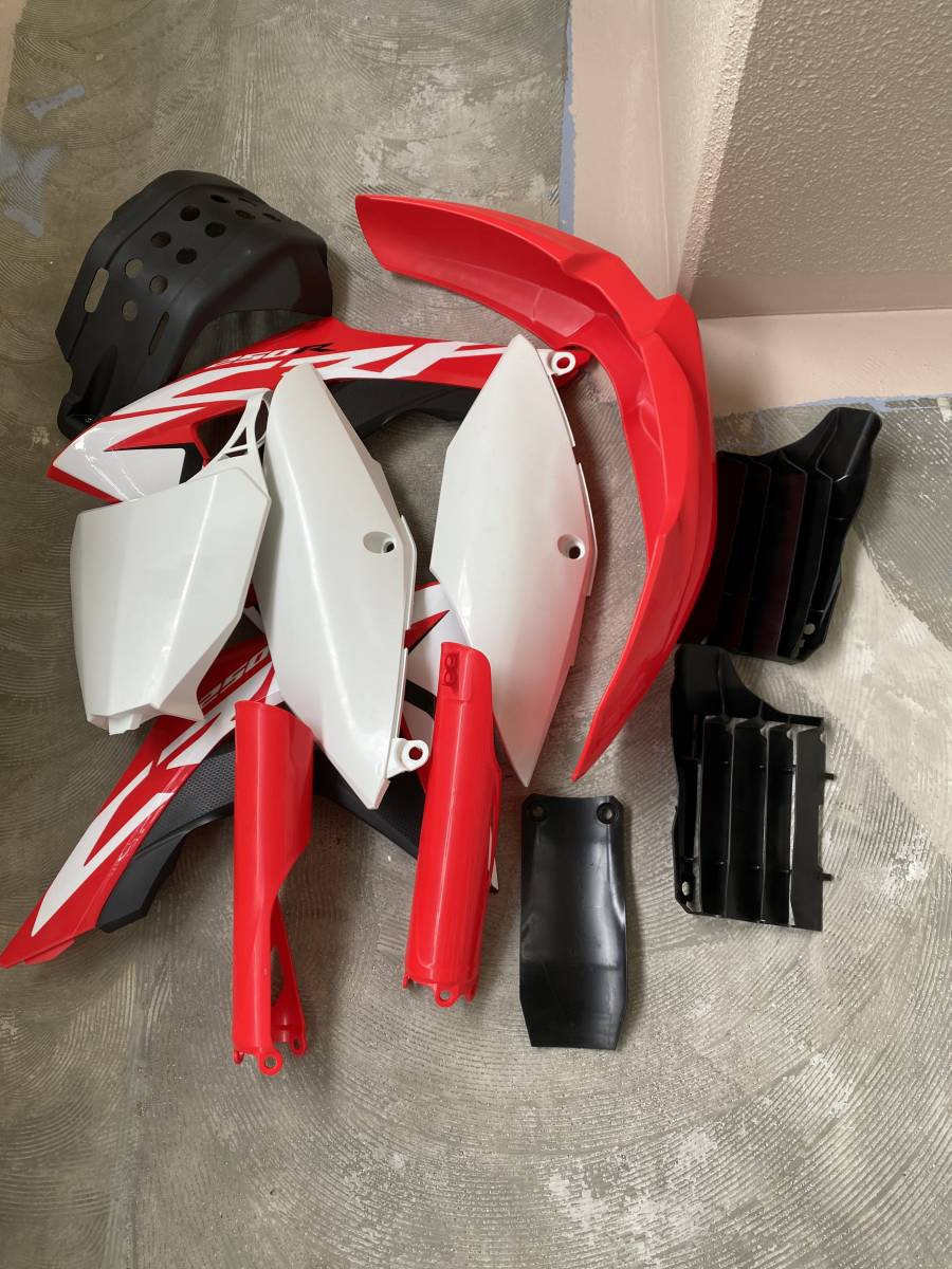 【人気定番，限定SALE】 CRF250R 2018年式 新車外し品 CRF450R CRF450L(その他)｜売買されたオークション情報、yahooの商品情報をアーカイブ公開 - オークファン その他