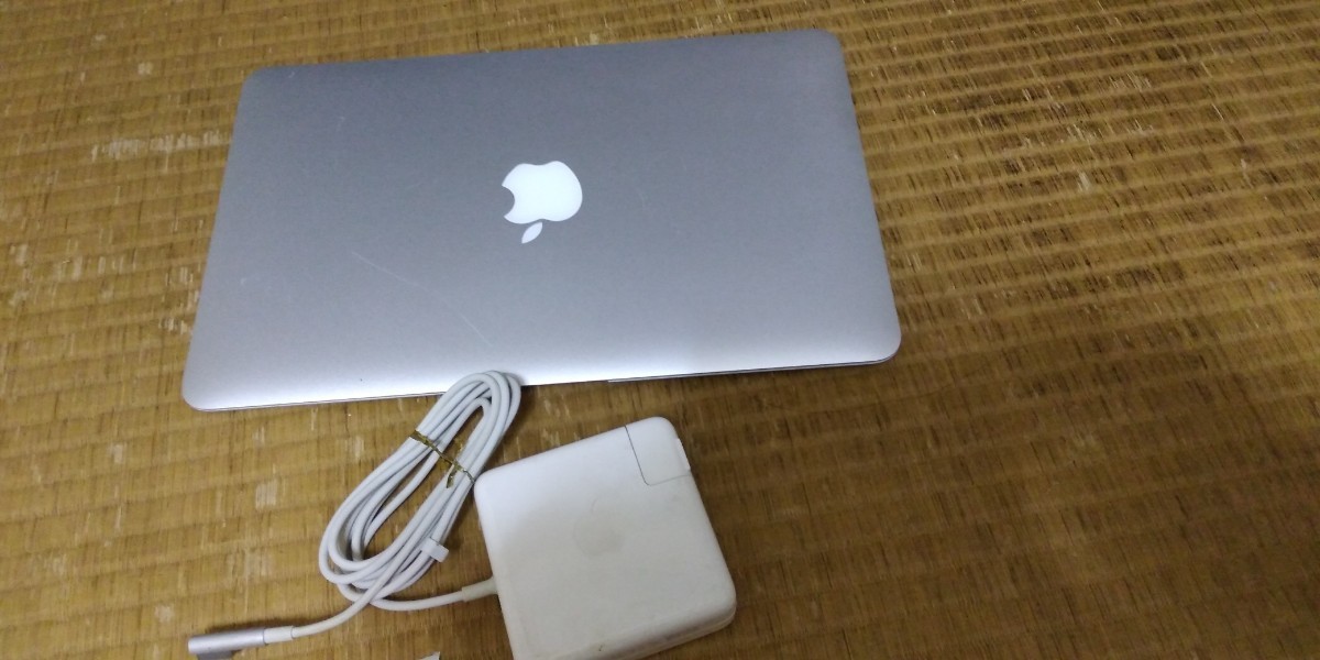 MacBook Air A1370現状 CPU：i7-2677M メモリー4GB SSD:256GB MacのOS 