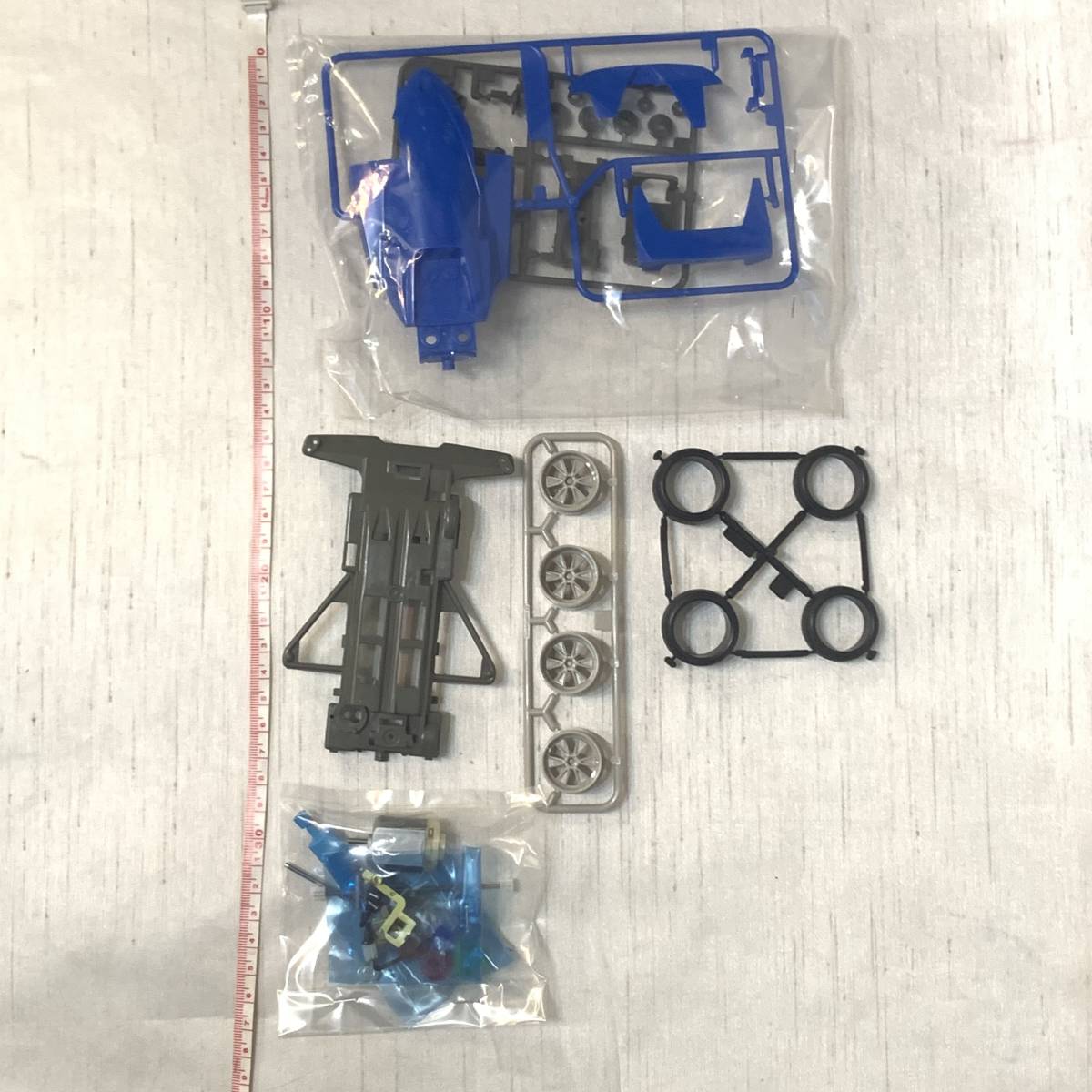 ○ TAMIYA 1/32 レーサーミニ四駆シリーズ No.40 エアロソリチュード